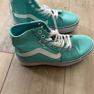 Platform Vans - Turquoise and White LIKE NEW